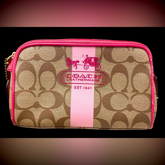 Coach Handbags - Coach Make-Up Bag